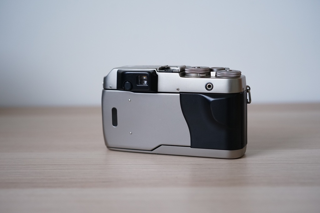 Contax G1 Green Label +Dos supplémentaire Databack