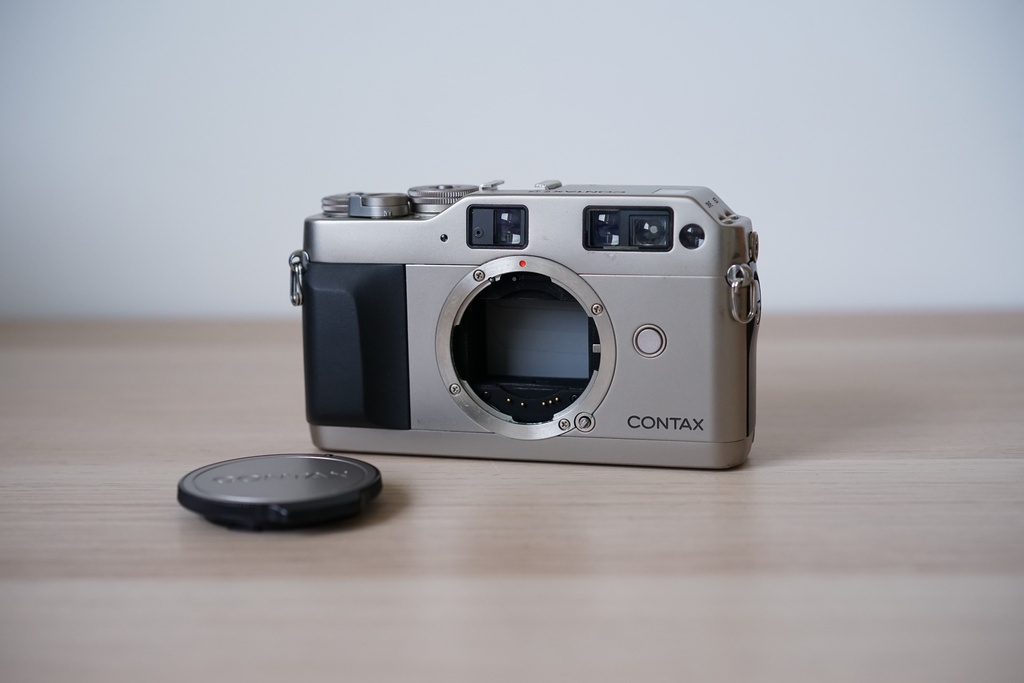 Contax G1 Green Label +Dos supplémentaire Databack