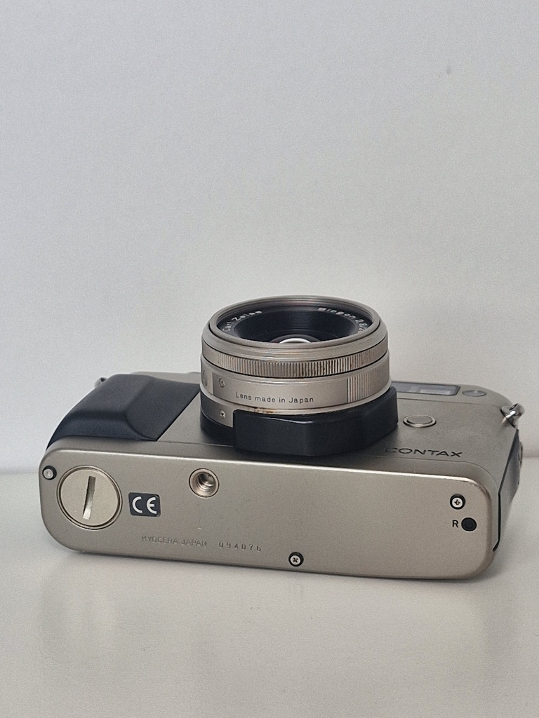 Contax G1 Green label + 28mm f2.8 Biogon