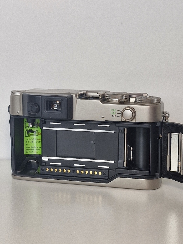Contax G2 + Planar 45mm f2 Revisé