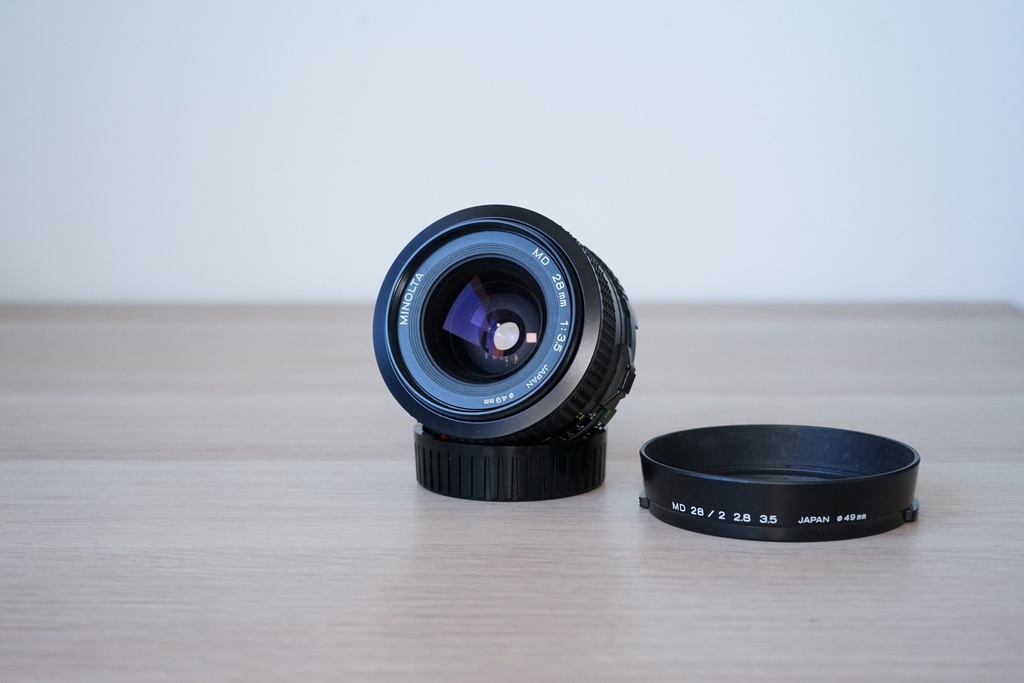 Minolta MD 28mm F3.5 + Pare soleil