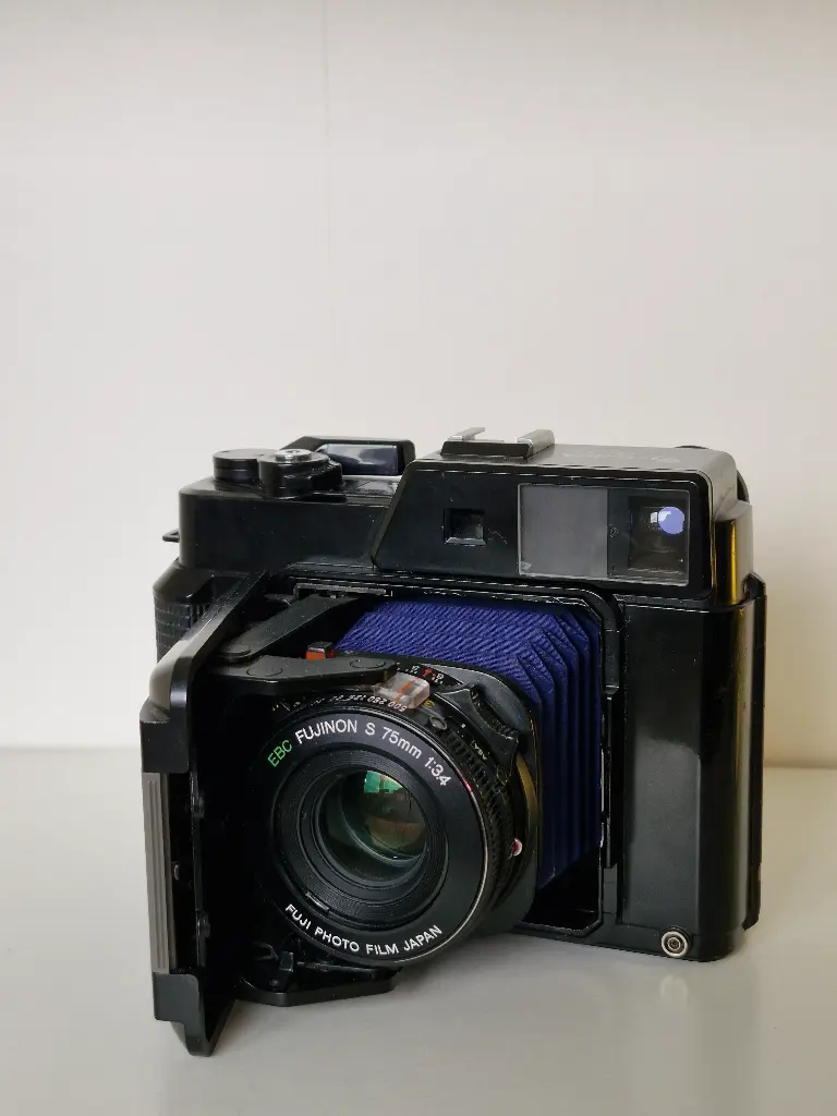 Fujica GS645 / Révisé / Soufflet Bleu