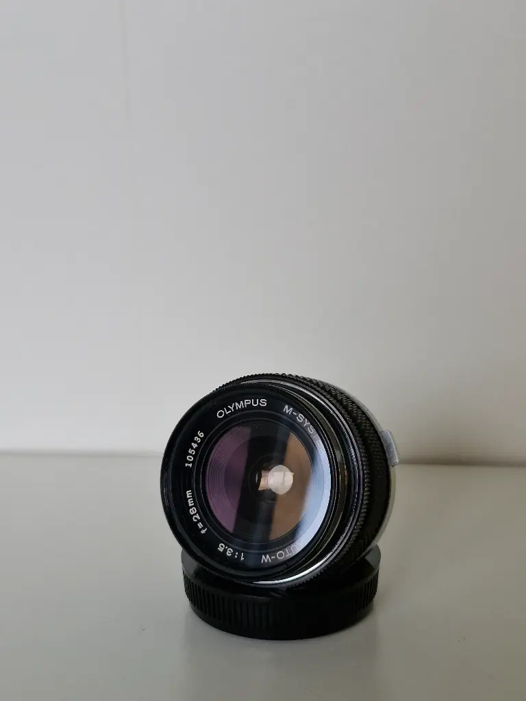 Objectif Olympus G.Zuiko Auto-W 28mm f3.5