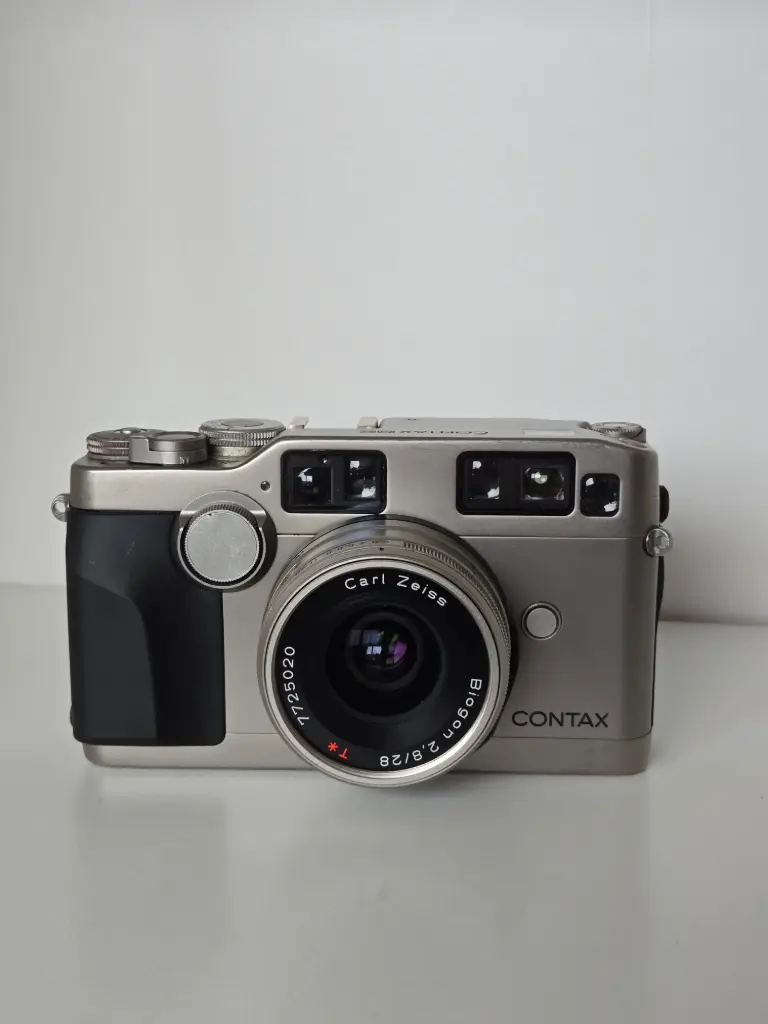 Contax G2+ Biogon 28mm f2.8 révisé