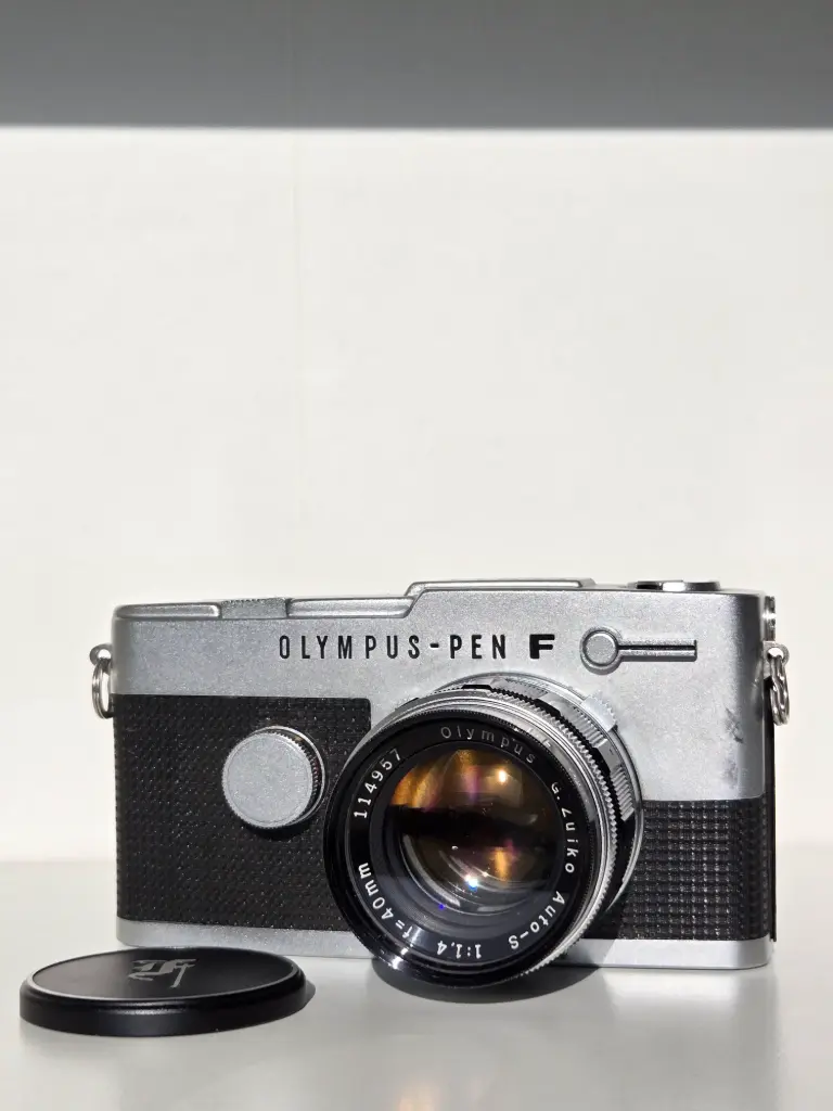 Olympus Pen FT + Olympus G.Zuiko Auto-S 40mm f1.4 Révisé