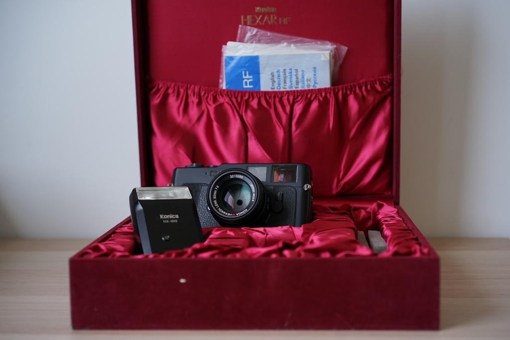 Konica Hexar RF Testé+ M-Hexanon 50mm f2 + Accessoires