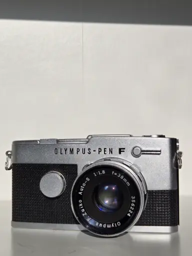 Olympus Pen FT + Olympus F.Zuiko Auto-S 38mm f1.8 + 50-90mm F3.5 Révisé