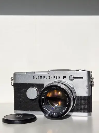 Olympus Pen FT + Olympus G.Zuiko Auto-S 40mm f1.4 Révisé