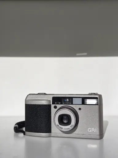 Ricoh GR1 Gris + Housse